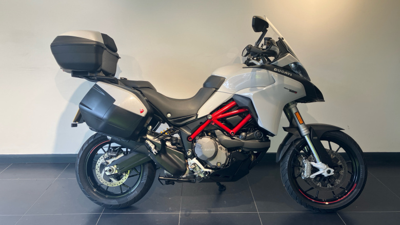 Ducati Multistrada 950 - Red + Spoked Wheels (MY18)
